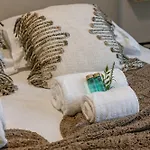 Huswell - Bright For 6 People With Stunning Sea View Apartment *