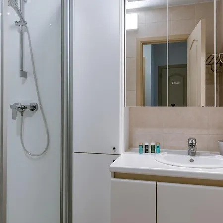 Huswell - Bright For 6 People With Stunning Sea View דירה *